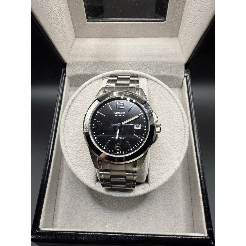 Casio Mens Silver Tone Black Dial Quartz Watch Works New Battery